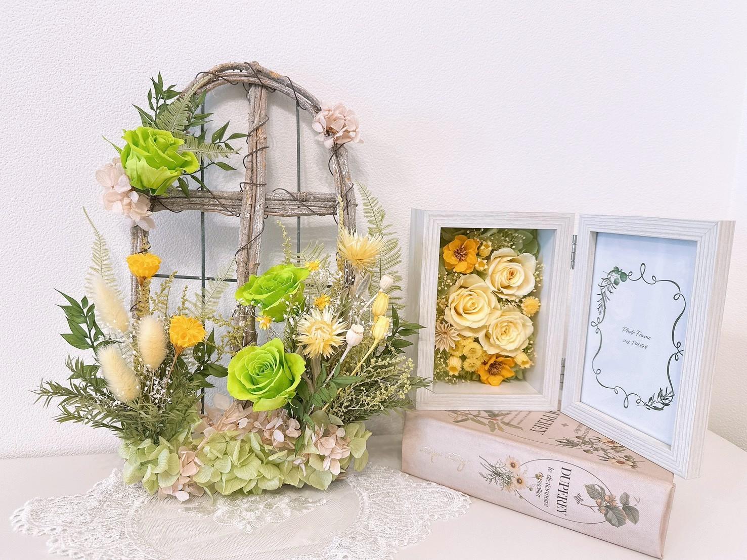 【プレミアム仕様フォトフレーム】 写真立て ボックスアレンジ バラ3輪 結婚 出産 長寿祝 仏花 供花 ペットメモリアル | 12枚目